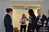 La Responsabile di Sezione, Paola Zurlini, intenta ad annunciare al microfono l'ingresso in campo delle giocatrici del Cariparma SiGrade (campionato di A2)