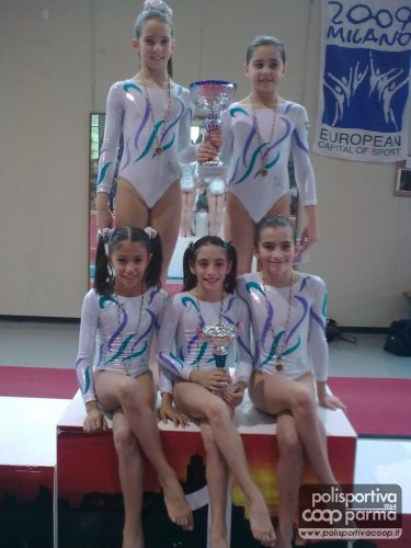 Atlete partecipanti alla fase Interregionale.
In alto da sinistra Alessia Orsatti e Aurora Cocconcelli.
In basso da sinistra Deborah Ollari, Aurora Dardari, Ilaria Rossiano
