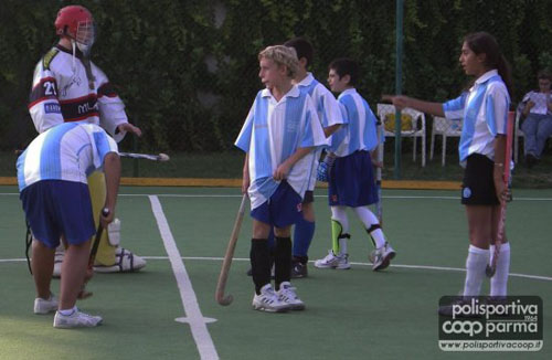 L’hockey prato della Polisportiva Coop comincia in Trentino