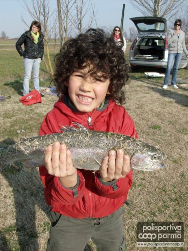 Sono aperte le iscrizioni al corso di pesca per i più piccoli.